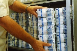 Эксперты изучили финансовые преступления Кипра