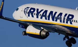 Ryanair ведет счет на миллионы