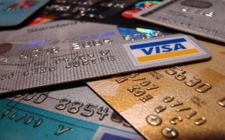Значительно выросло использование кредитных карт